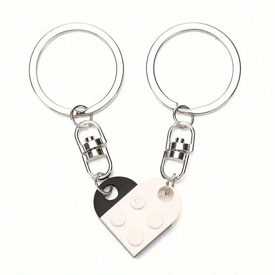 Love in Pieces: Heart-Shaped Puzzle Keychains for Him & Her - Perfect for Valentine’s Day! ❤️🗝️✨